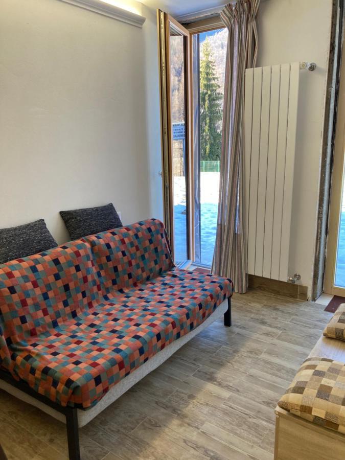 Marisole Apt Lago Rotondo Apartment Mezzana  Ngoại thất bức ảnh